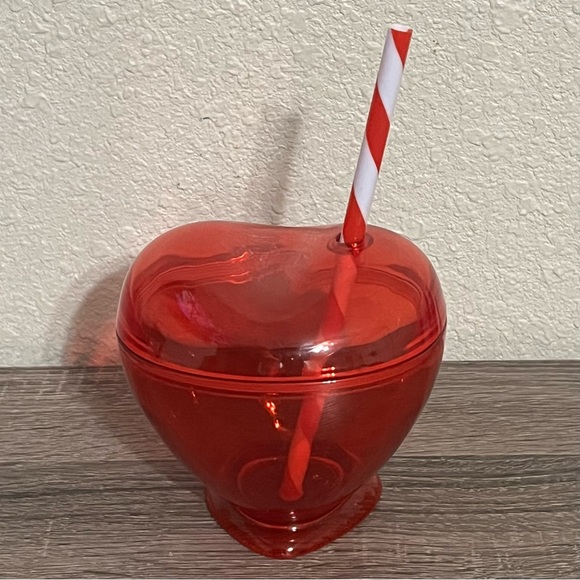 NWOT Heart Cup With Straw - Picture 4 of 5